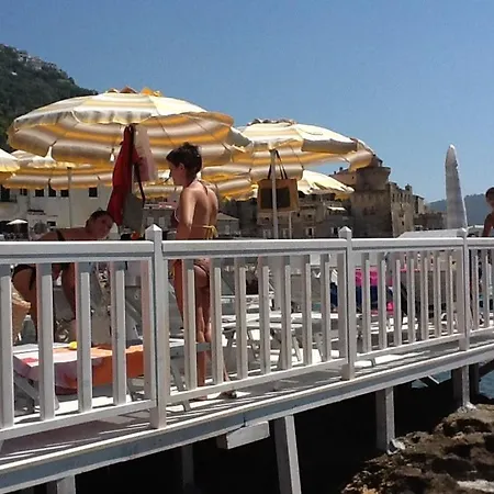 La Marina