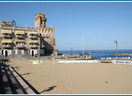 Hotel La Marina